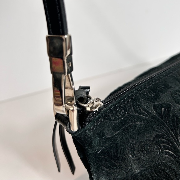 Vintage Pegabo Elegant Black Embossed fabric Purse, Shoulder strap, like NEW - Picture 3 of 8